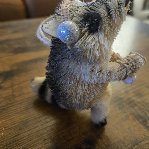 Bottle brush squirrel and raccoon Christmas tree ornaments - Set of 2 - NWOT - Picture 4 of 5